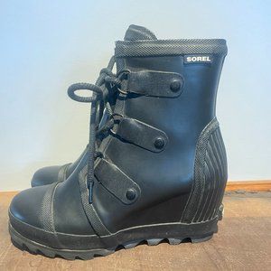 Sorel Joan of Arctic Rain Wedge Rain Boots Waterproof Black Rubber 8